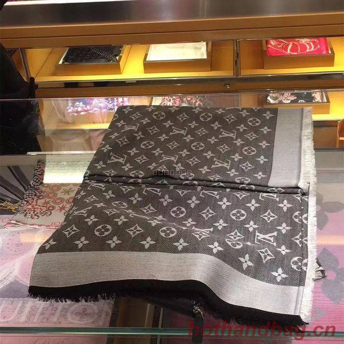 Louis Vuitton Scarf LVS00180